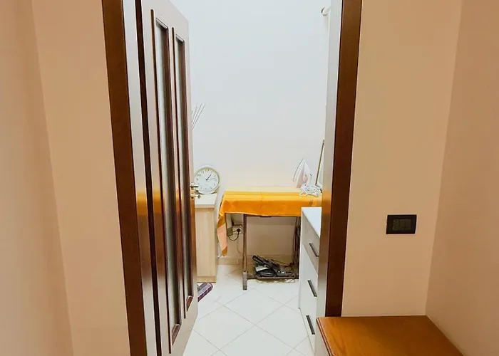 Willa Orange Tree House