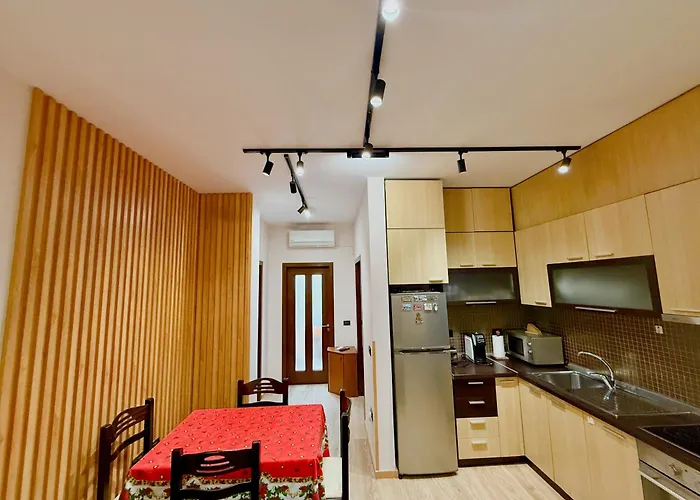 Orange Tree House Willa *