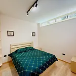 Villa Orange Tree House Tirana