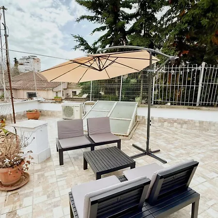 Orange Tree House * Tiran