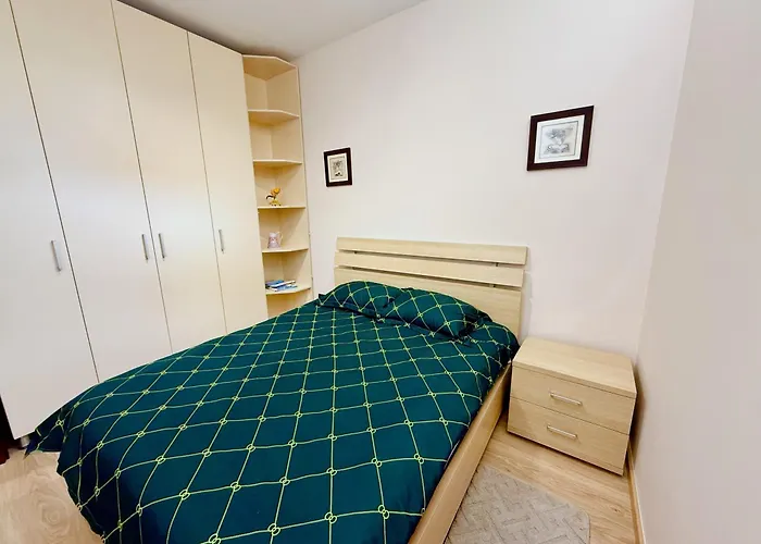 Willa Orange Tree House